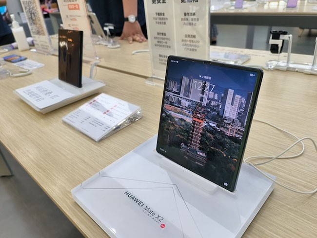 中國企業在中小尺寸OLED面板市場占有率增至22.6%，韓國企業市占率下降到77.4%！