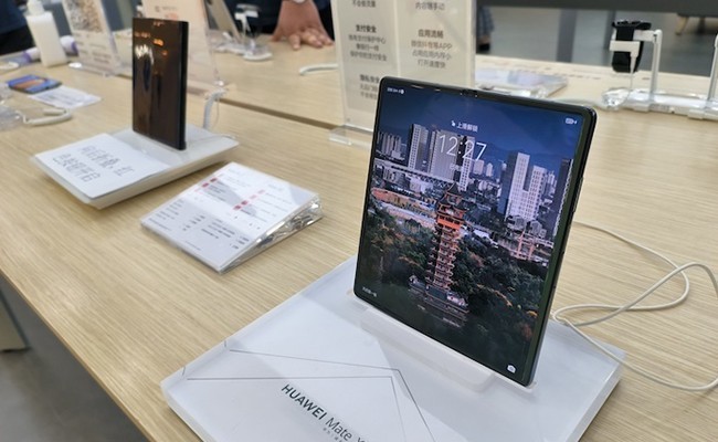 OLED手機市場滲透率接近50%，IT產品或將成為OLED下一戰場！